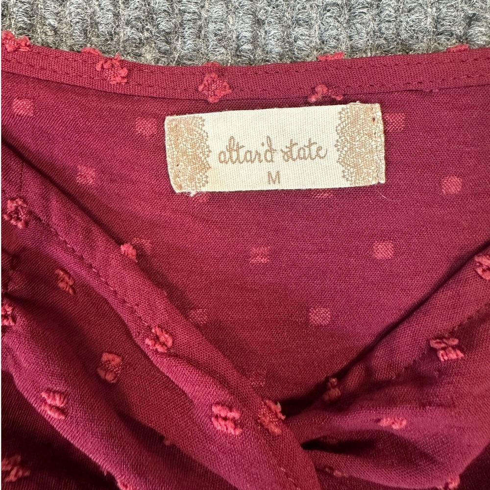 Altar'd State Swiss Dot Twist Front Crop Top Medium Burgundy Long Sleeve Woven - Picture 3 of 7